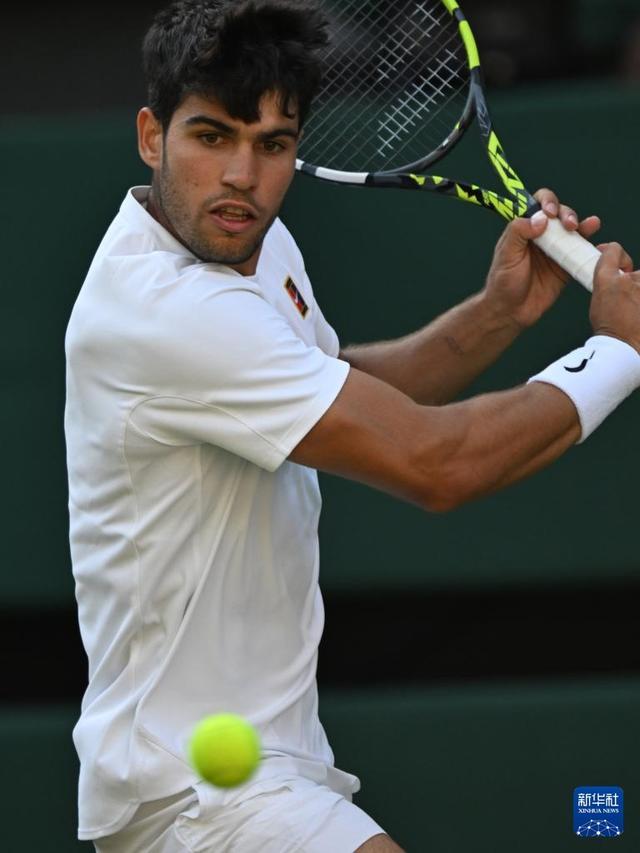 他也抢下8 他也抢下8