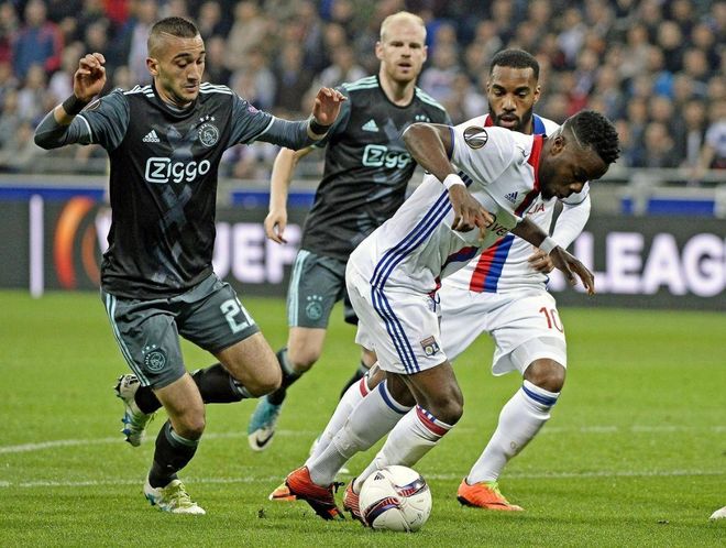 曼联等也在 曼联等也在